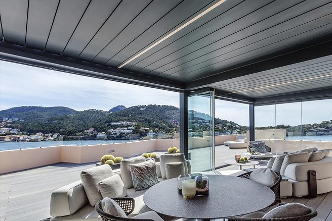 pergola-bioclimatique-eclairage-led-renson-allison-protection